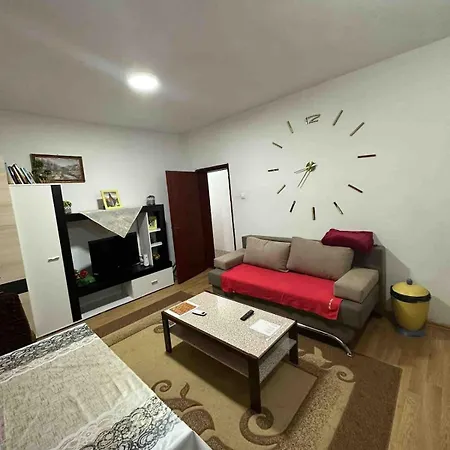 公寓 1 Bedroom Flat With Free Parking In B 莫斯塔尔